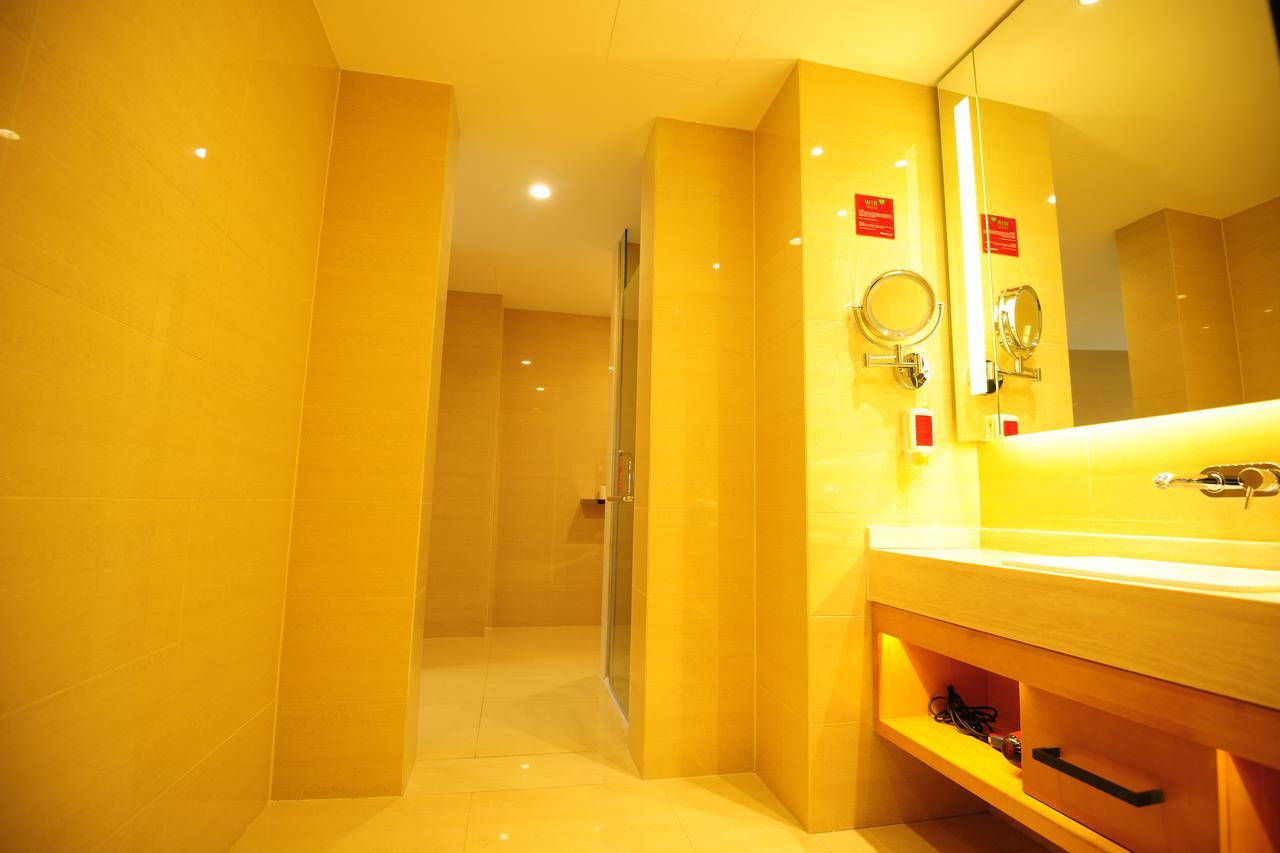 Intercity Hotel Qingdao Exteriör bild