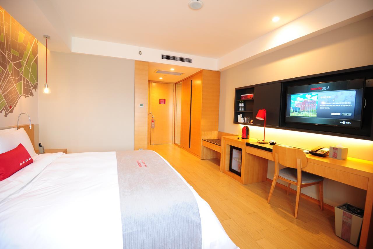 Intercity Hotel Qingdao Exteriör bild