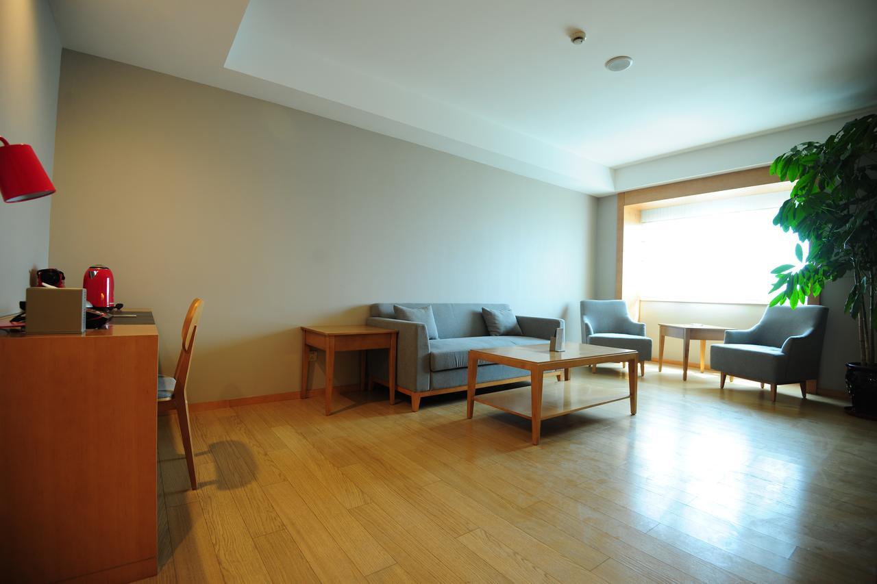 Intercity Hotel Qingdao Exteriör bild