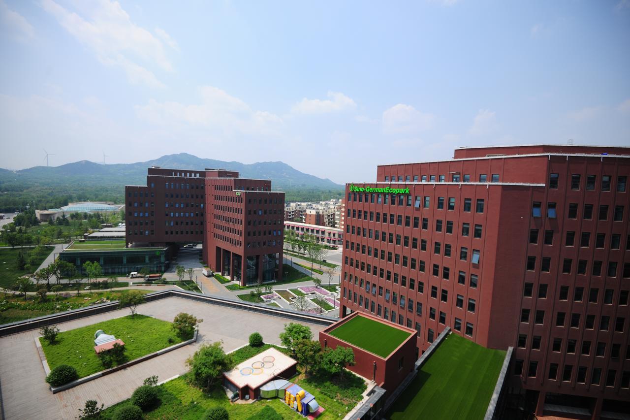 Intercity Hotel Qingdao Exteriör bild