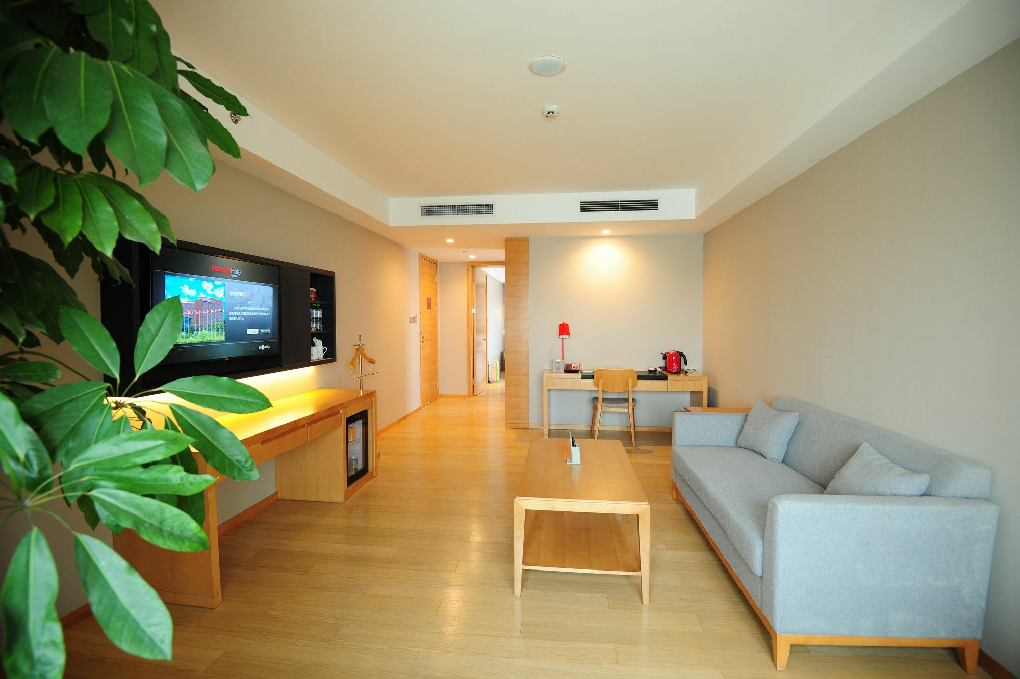 Intercity Hotel Qingdao Exteriör bild